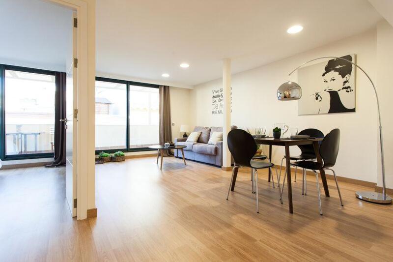 Apartments Ole - Albareda 24 塞维利亚 外观 照片