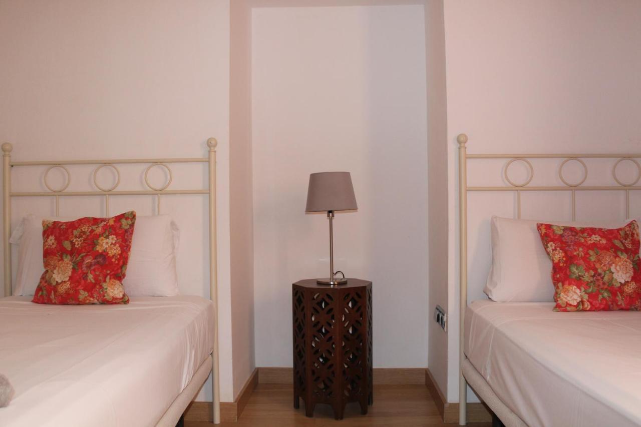 Apartments Ole - Albareda 24 塞维利亚 外观 照片