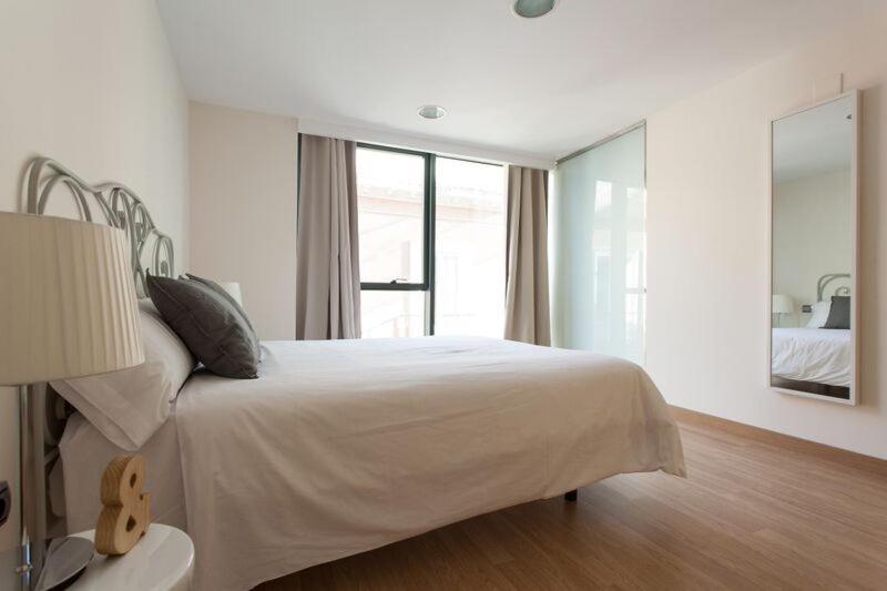 Apartments Ole - Albareda 24 塞维利亚 外观 照片
